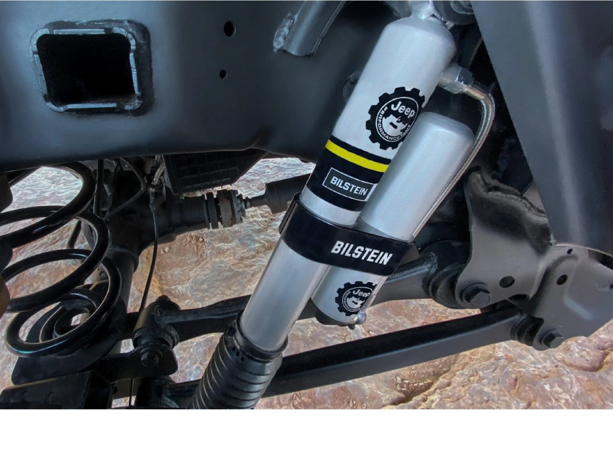 113-mopar-performance-2-lift-kit-2-door-2.0l-with-bilstein-shocks-2.jpg Mopar Performance 2" Lift Kit 2 Door 2.0L With Bilstein Shocks