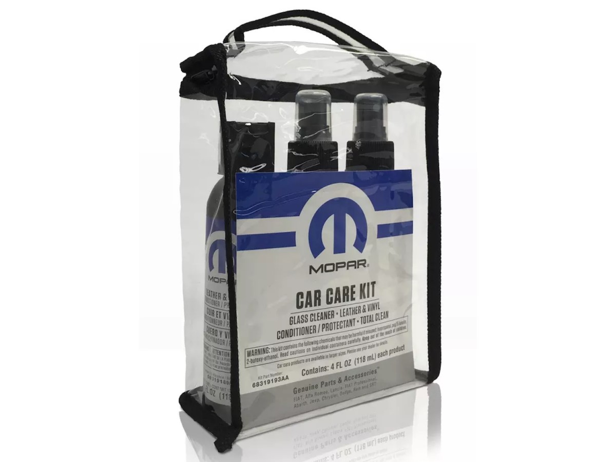 13-mopar-car-care-kit-with-glass-cleaner-leather-vinyl-conditioner-protectant-total-clean-2.jpg Mopar Car Care Kit With Glass Cleaner / Leather & Vinyl Conditioner & Protectant / Total Clean