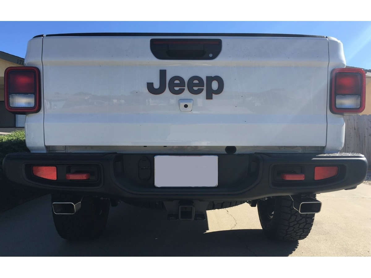 79-mopar-performance-cat-back-dual-exhaust-chrome-exhaust-tips-1.jpg Mopar Performance Cat Back Dual Exhaust - Chrome Exhaust Tips