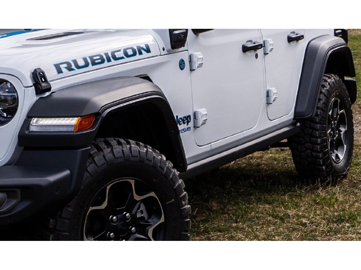 Mopar European Version Rubicon Fender Flares With Integrated Flare Extensions Black Grained With LED Lights