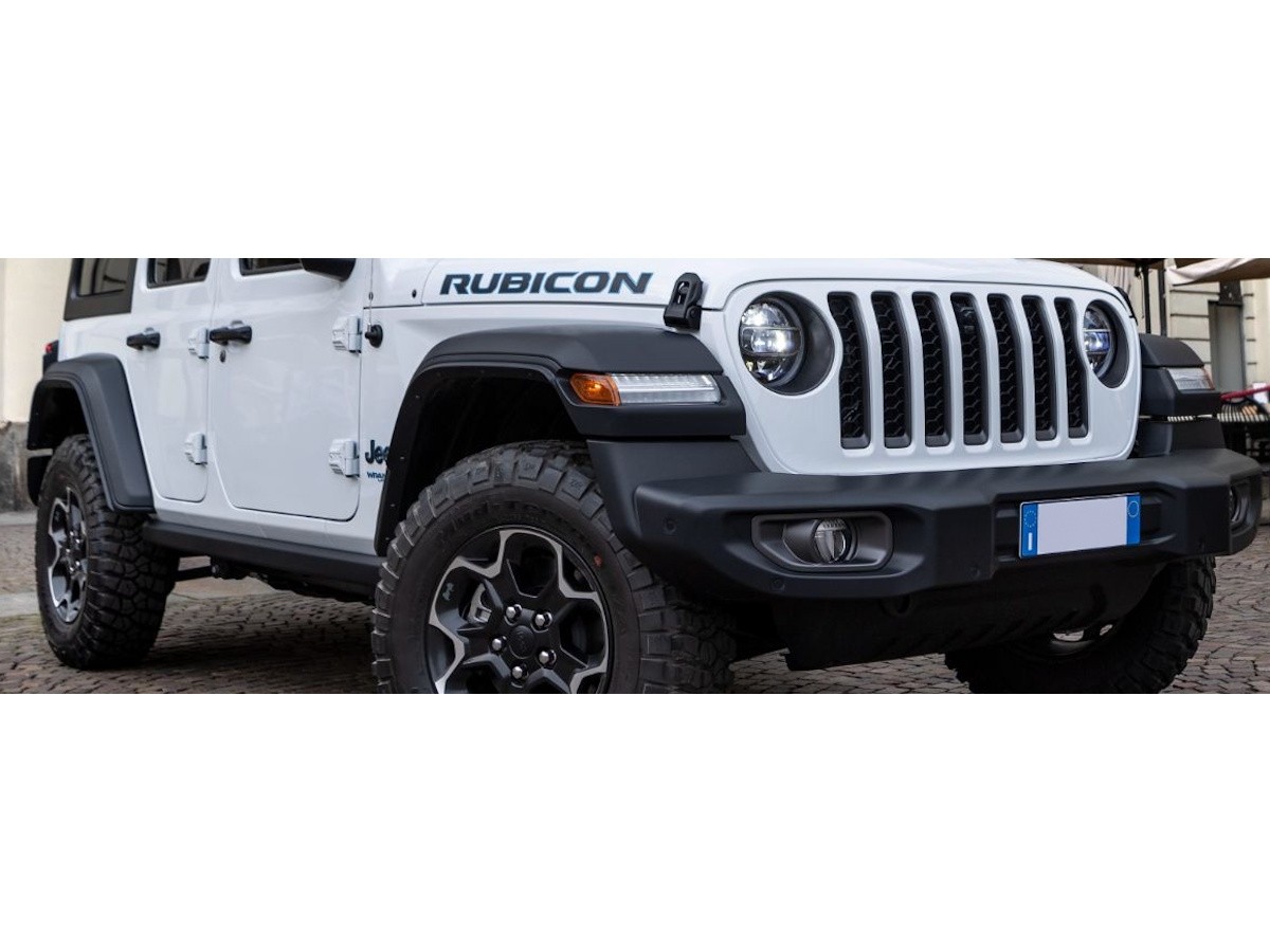 Mopar European Version Rubicon Fender Flares With Integrated Flare Extensions Black Grained With LED Lights